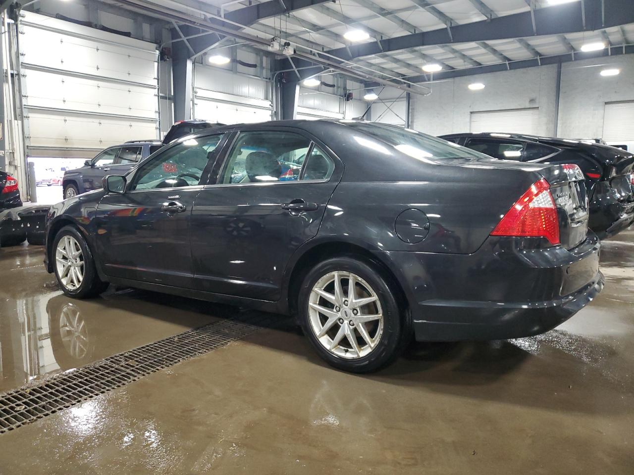 2012 Ford Fusion - Image 2