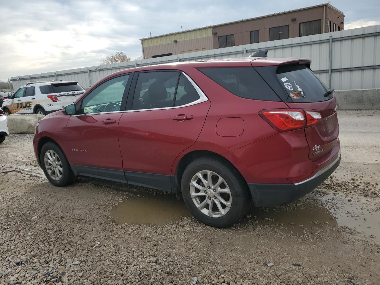 2019 Chevrolet Equinox - Image 2
