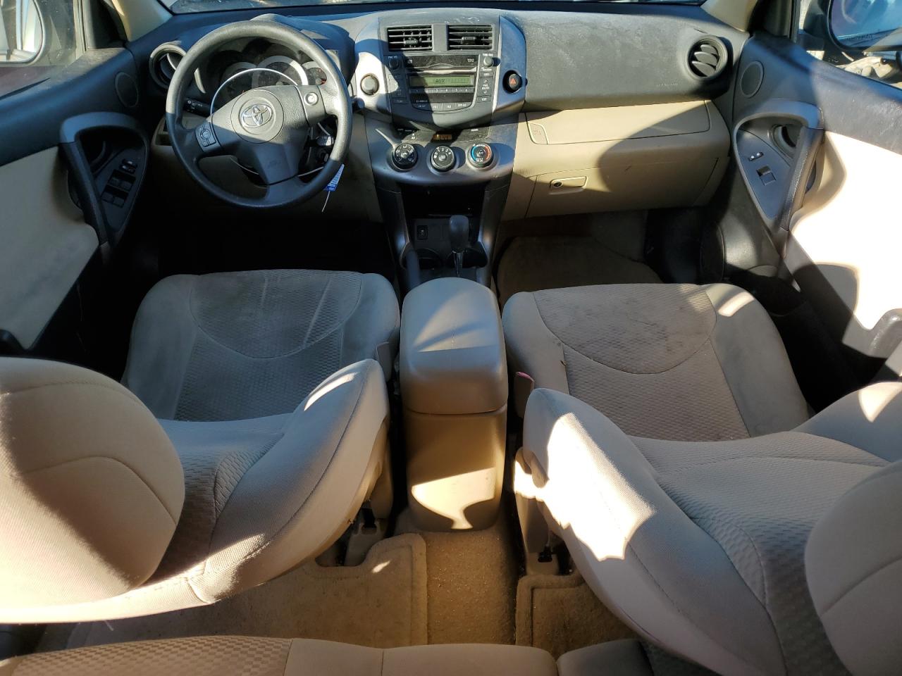 2011 Toyota RAV 4 - Image 8