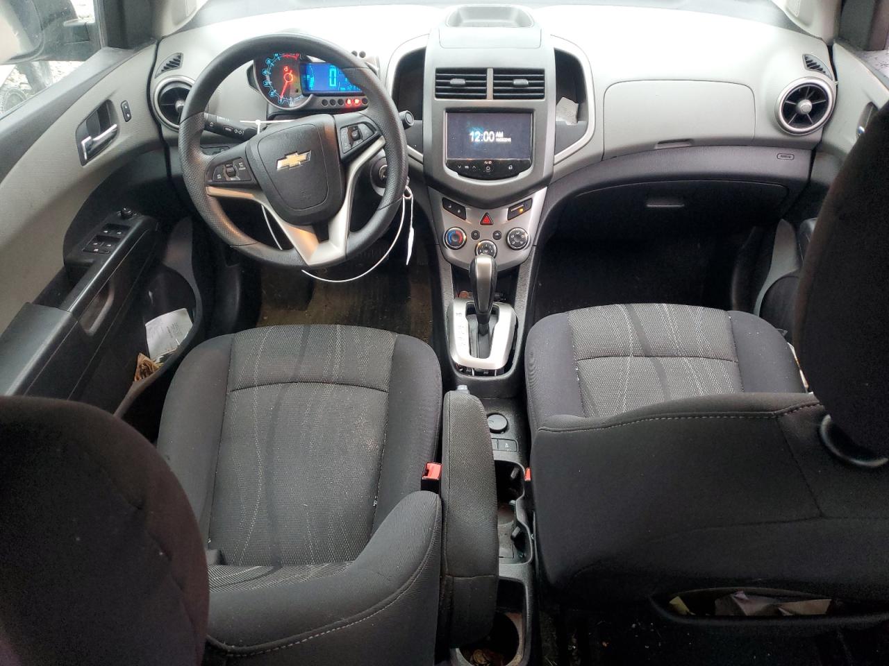 2016 Chevrolet Sonic - Image 8