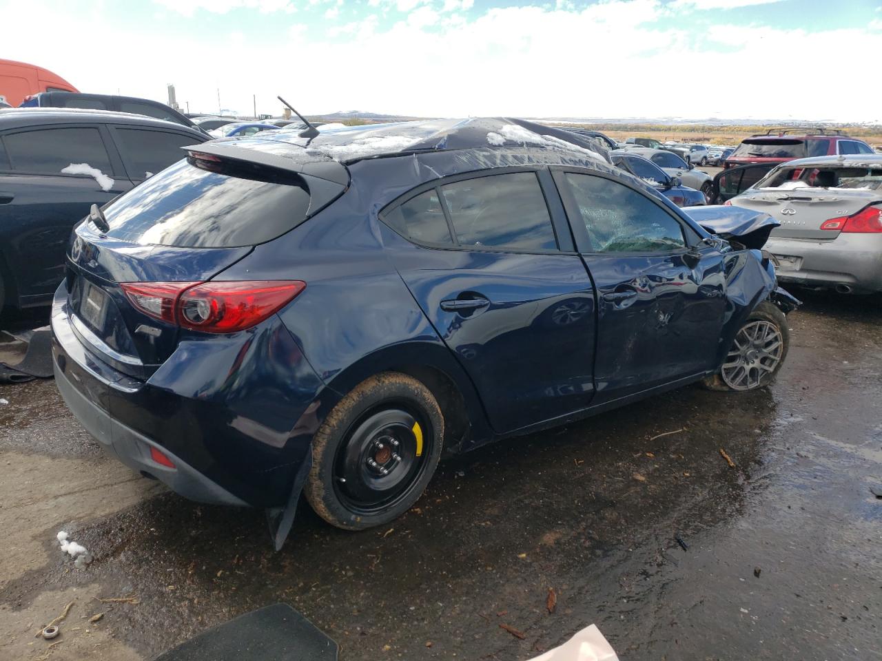 VIN 3MZBM1K75FM167132 2015 MAZDA 3 no.3