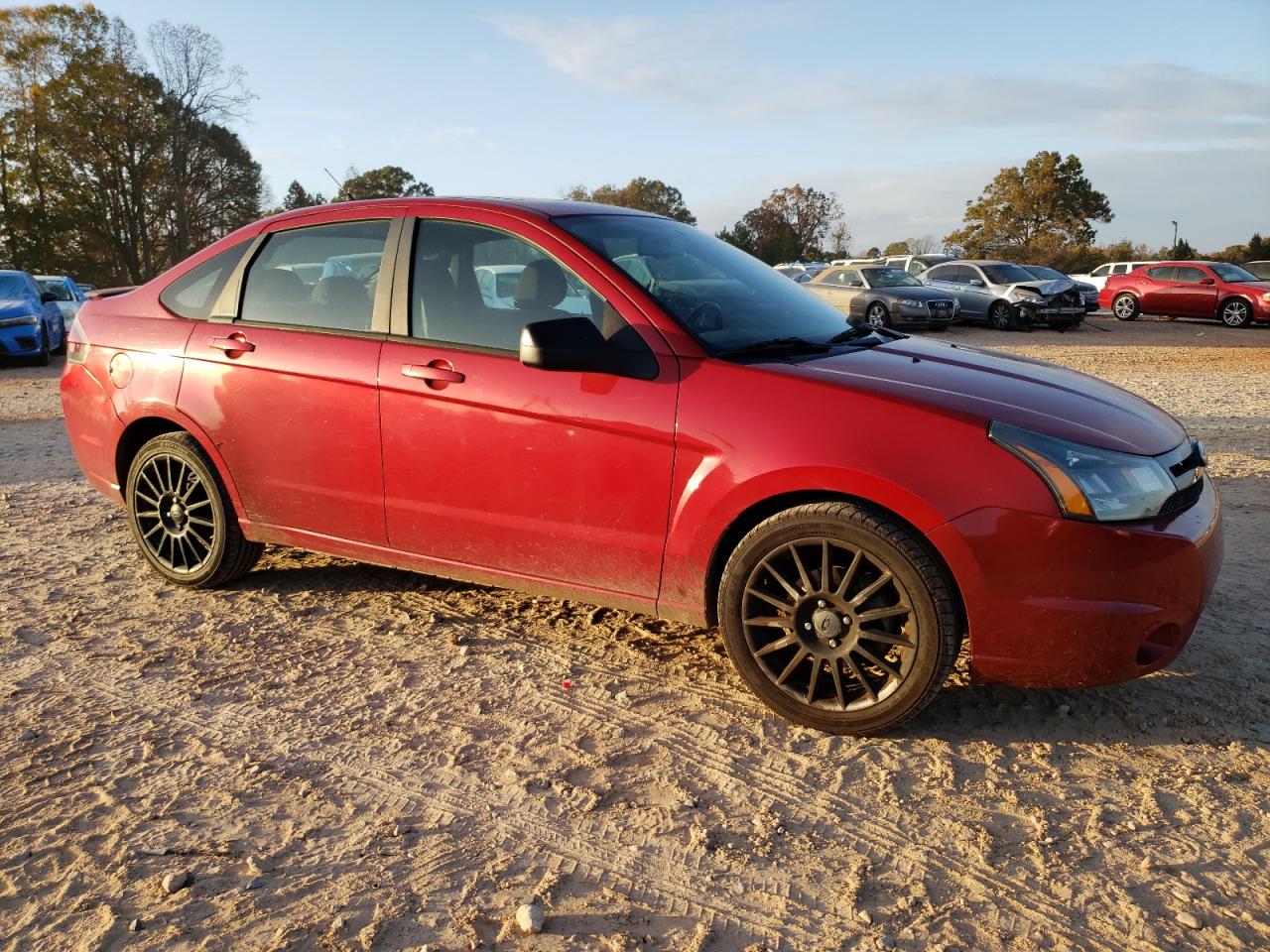 2010 Ford Focus - Image 4