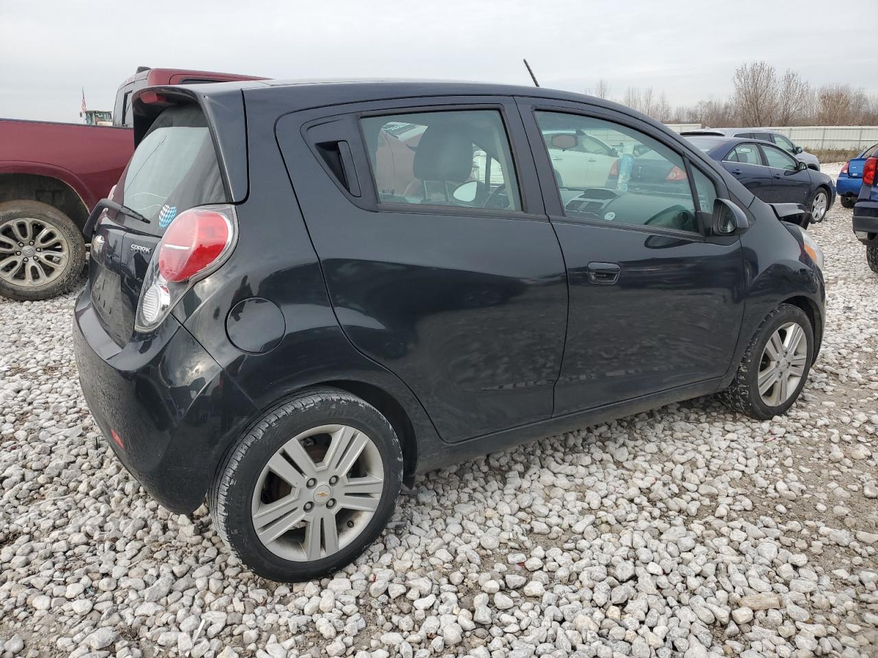2015 Chevrolet Spark - Image 3