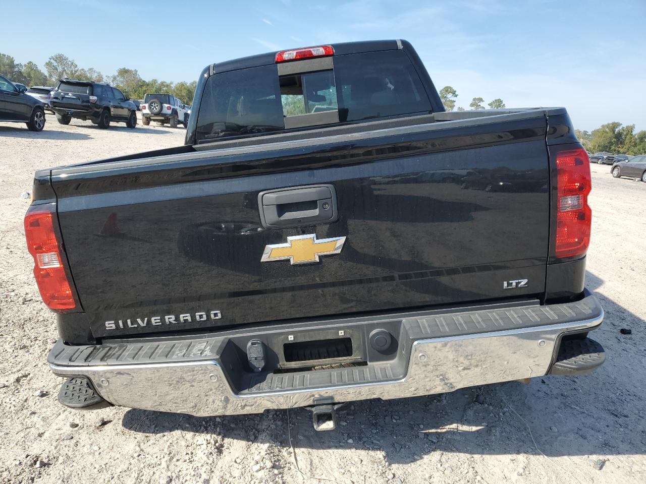 2014 Chevrolet Silverado - Image 6