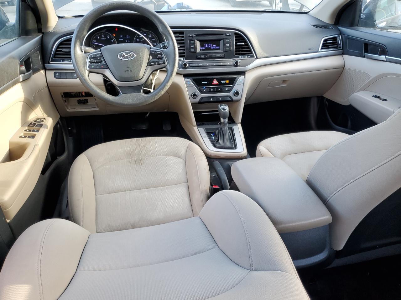 2018 Hyundai Elantra - Image 8