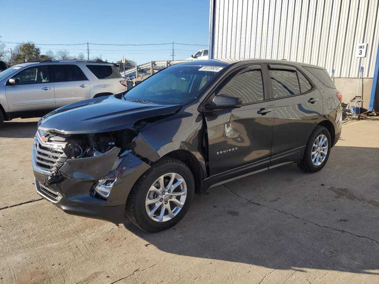 2020 Chevrolet Equinox - Image 1