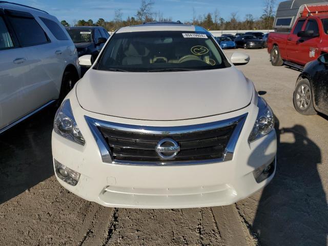 Седаны NISSAN ALTIMA 2013 Белый