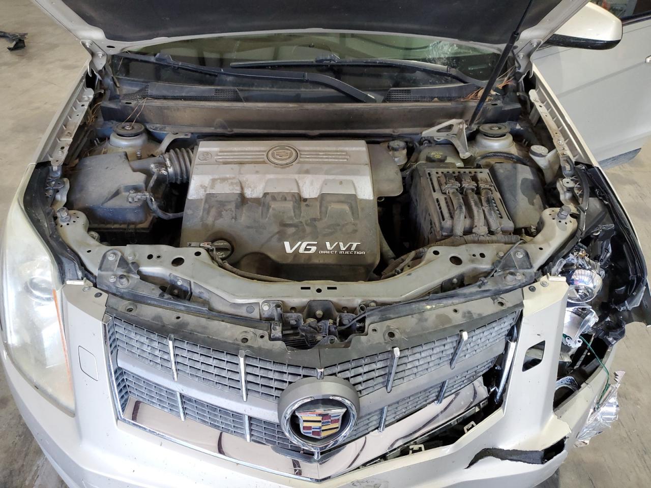 2010 Cadillac SRX - Image 12