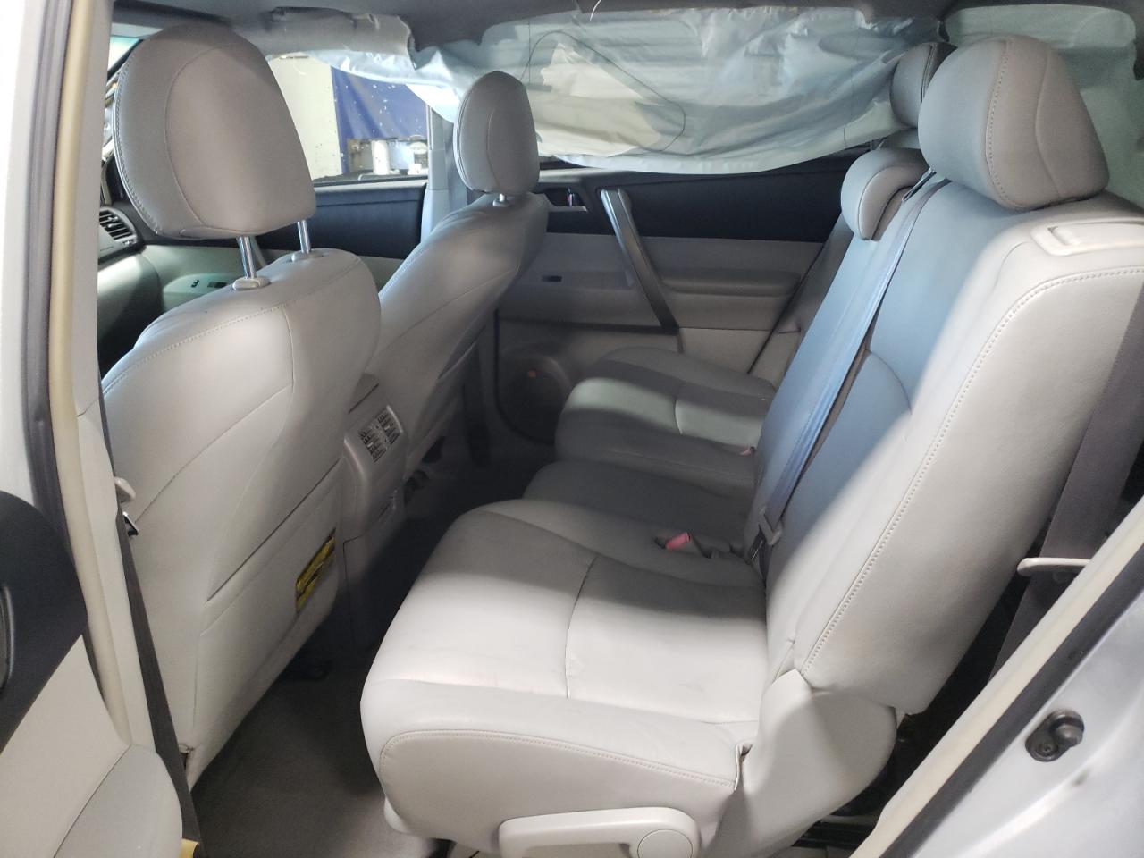 2008 Toyota Highlander - Image 10