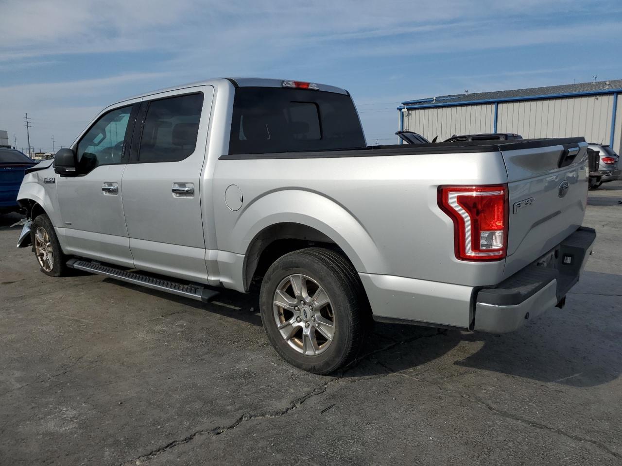 2015 Ford F-150 - Image 2