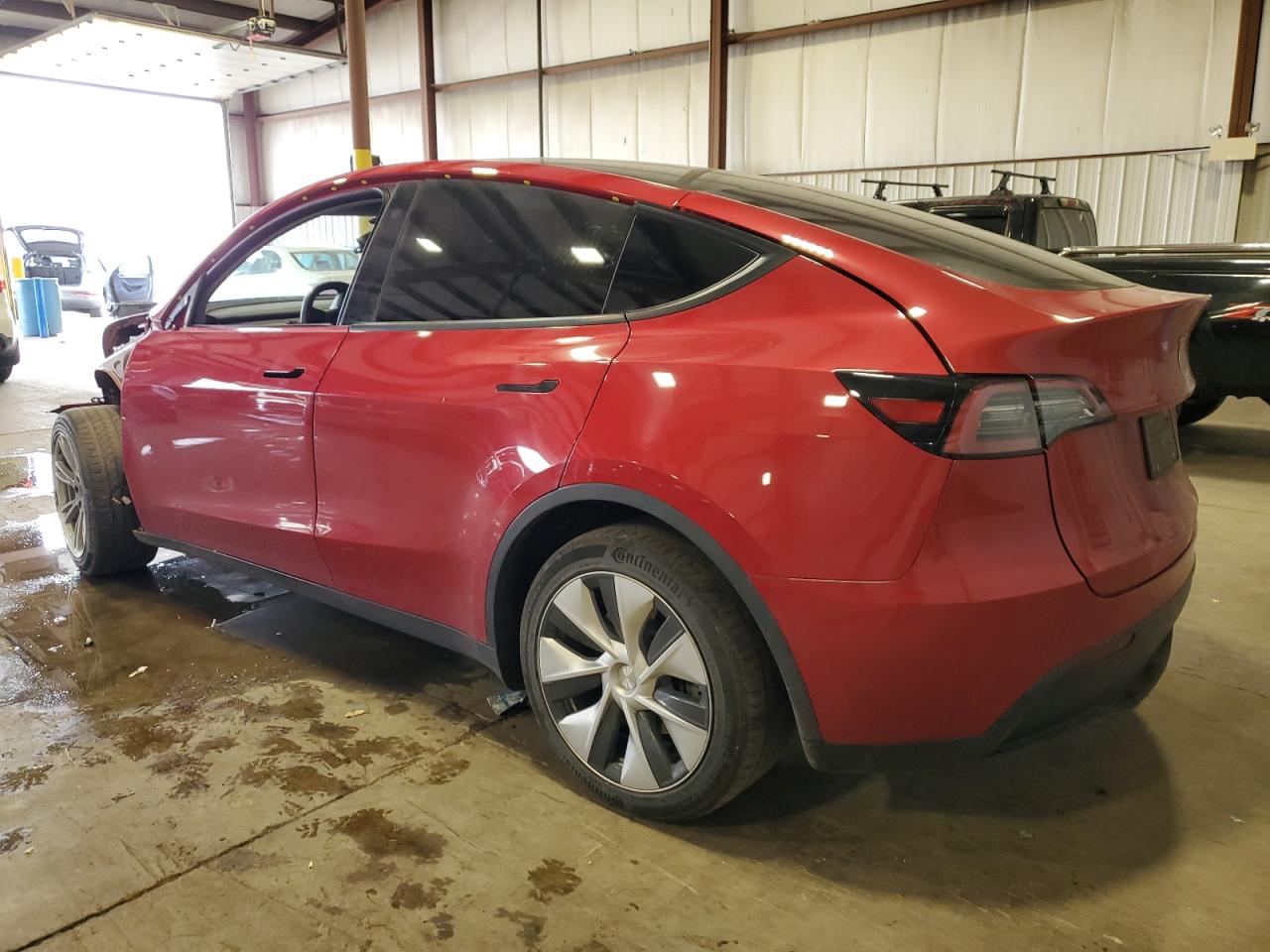 VIN 7SAYGDEE0NF339122 2022 TESLA MODEL Y no.2