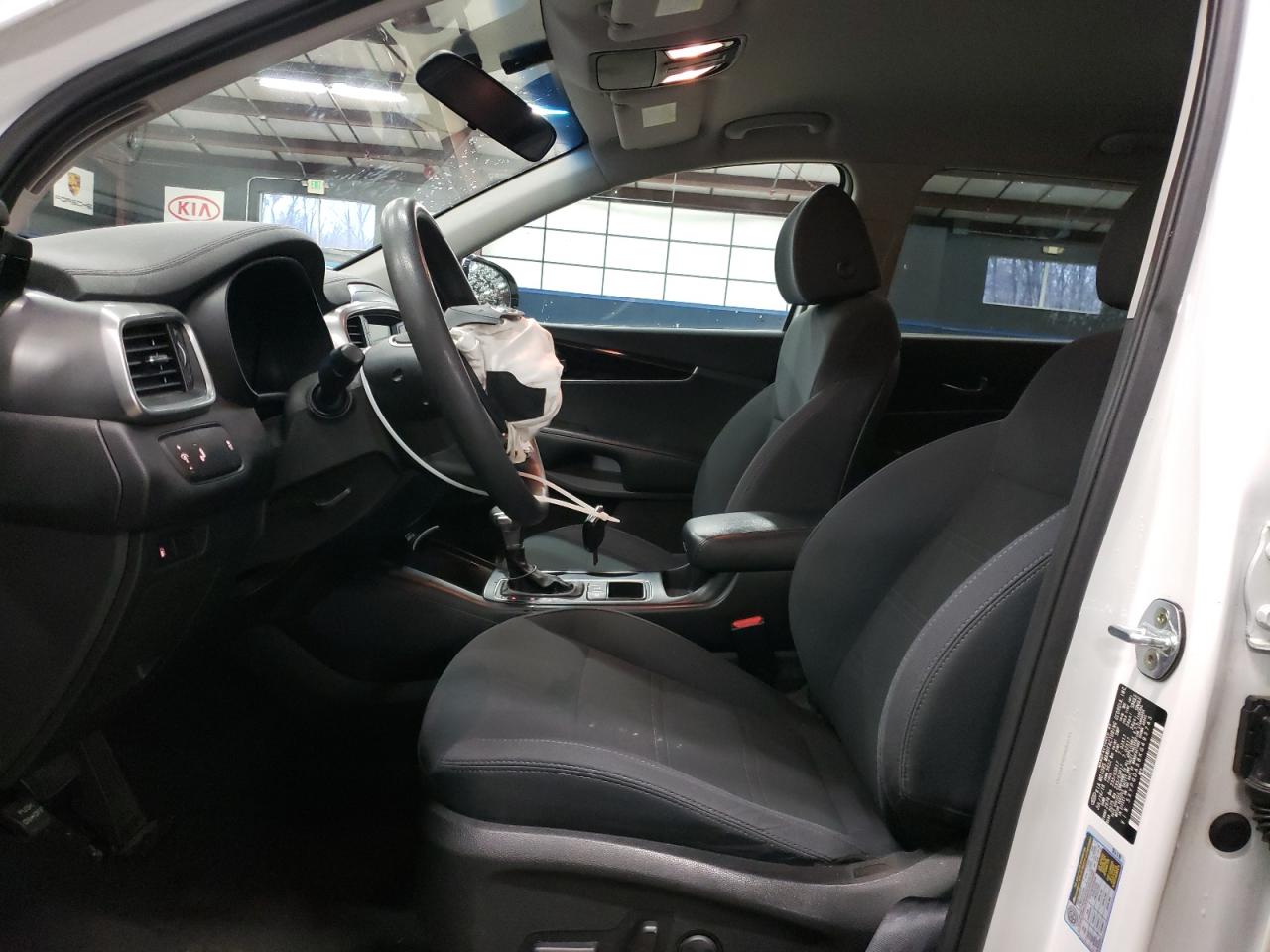 2019 Kia Sorento - Image 7