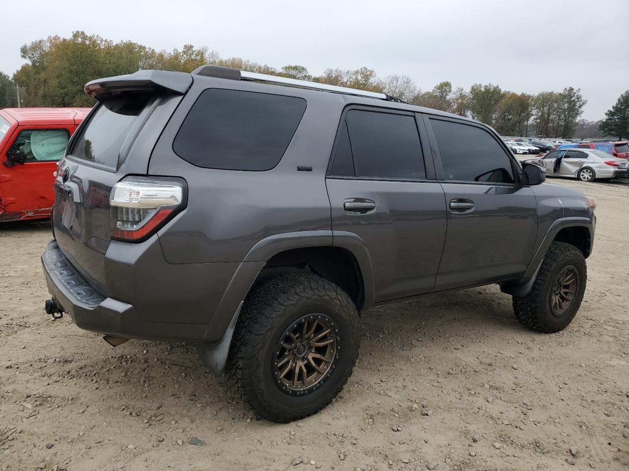 2019 Toyota 4Runner - Image 3