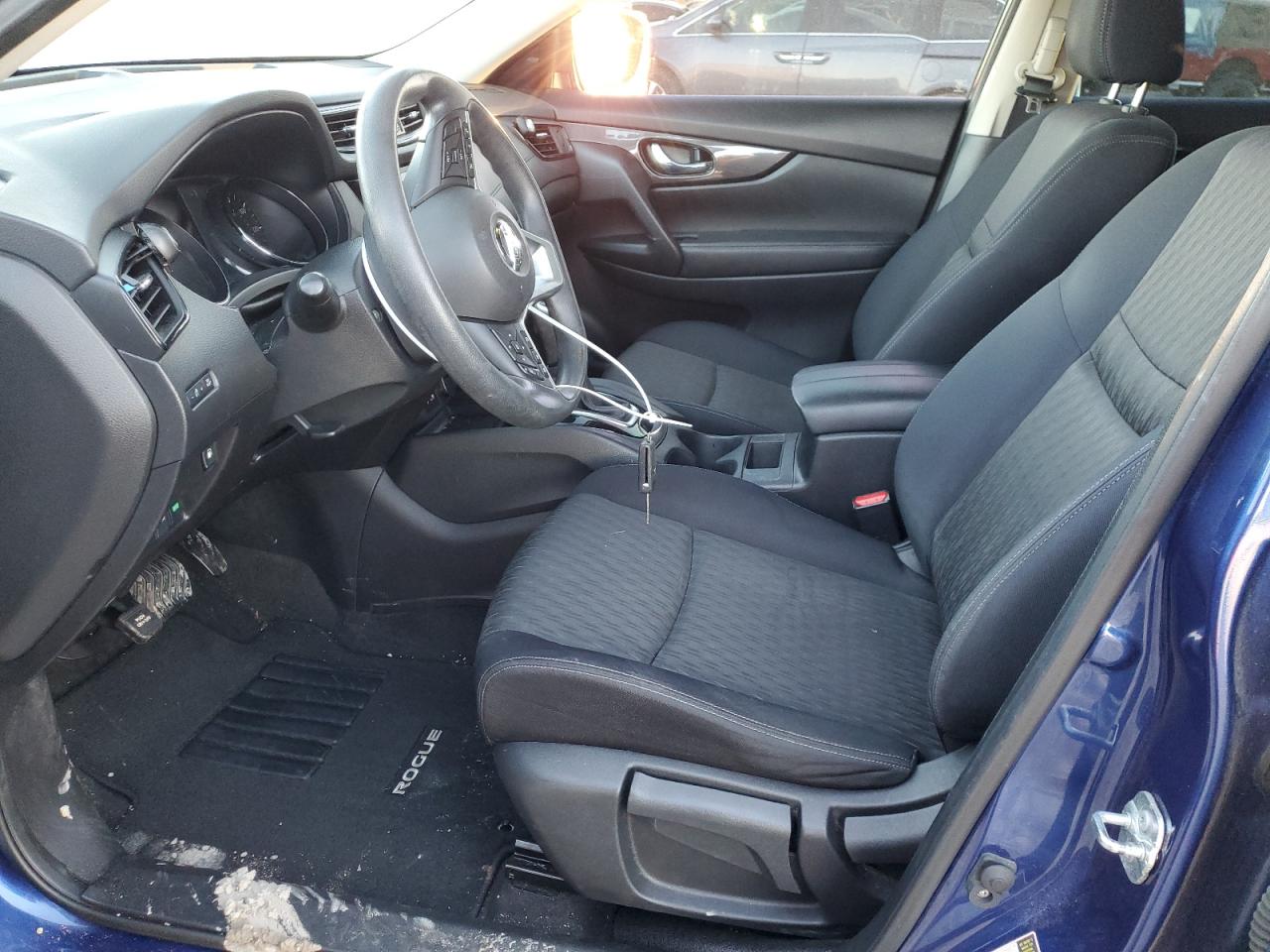 2018 Nissan Rogue - Image 7
