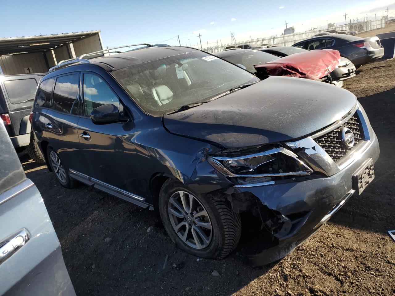 VIN 5N1AR2MM2EC724115 2014 NISSAN PATHFINDER no.4