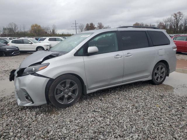  TOYOTA SIENNA 2020 Сріблястий