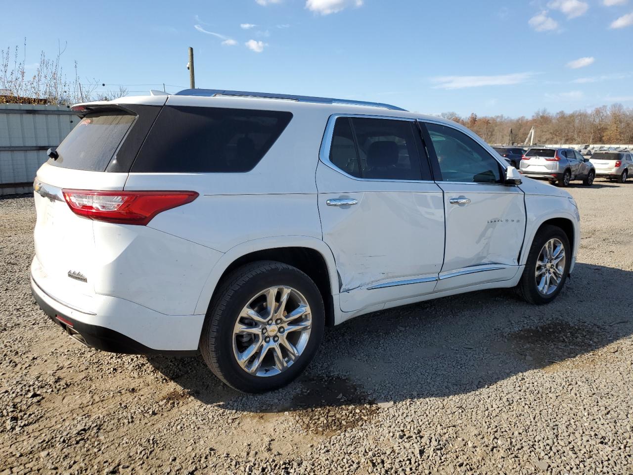 2018 Chevrolet Traverse - Image 3