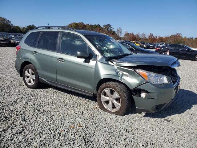  SUBARU FORESTER 2015 Зелений