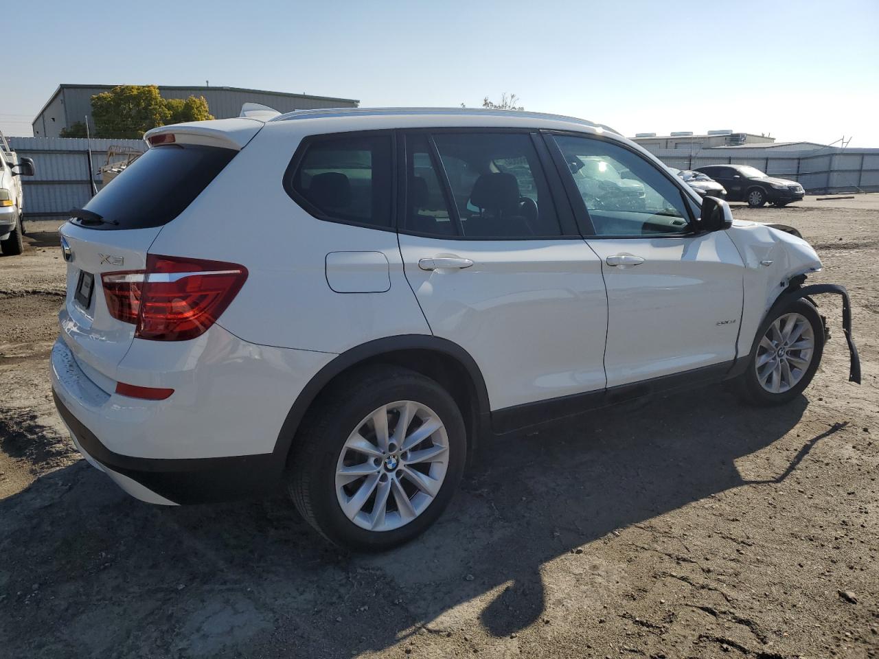 VIN 5UXWZ7C51F0F75881 2015 BMW X3 no.3