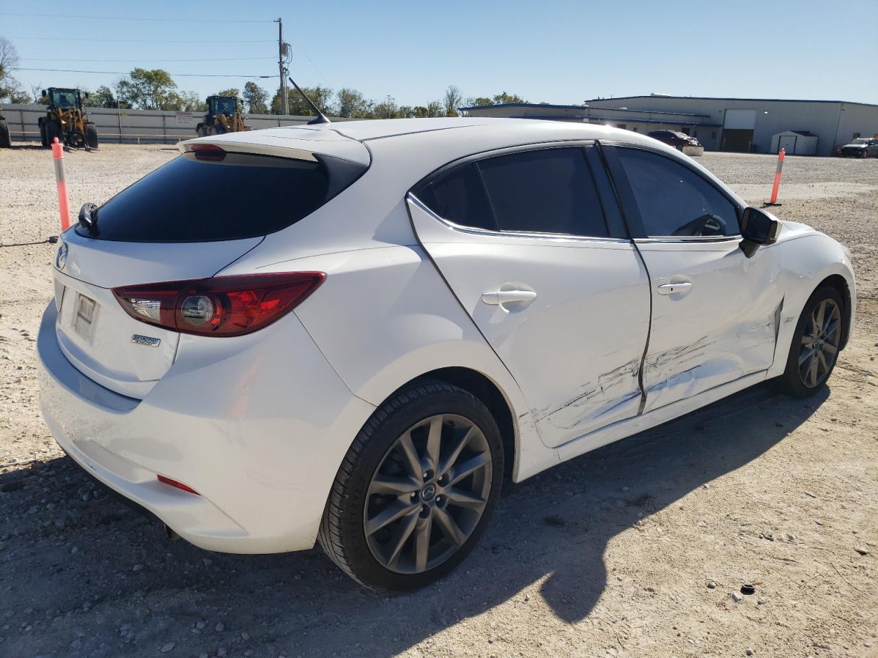 2018 Mazda 3 - Image 3