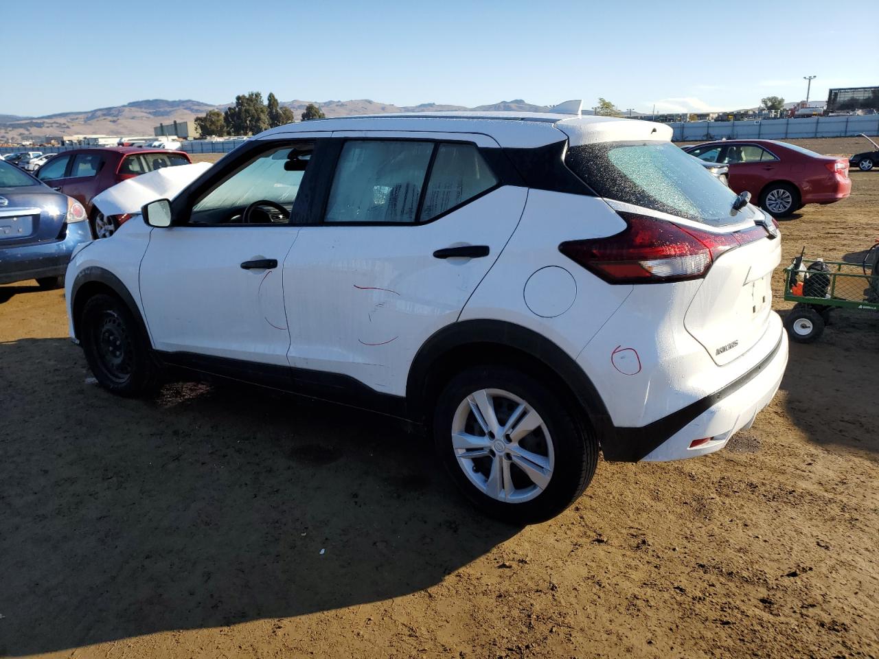 VIN 3N1CP5BV8PL518971 2023 NISSAN KICKS no.2