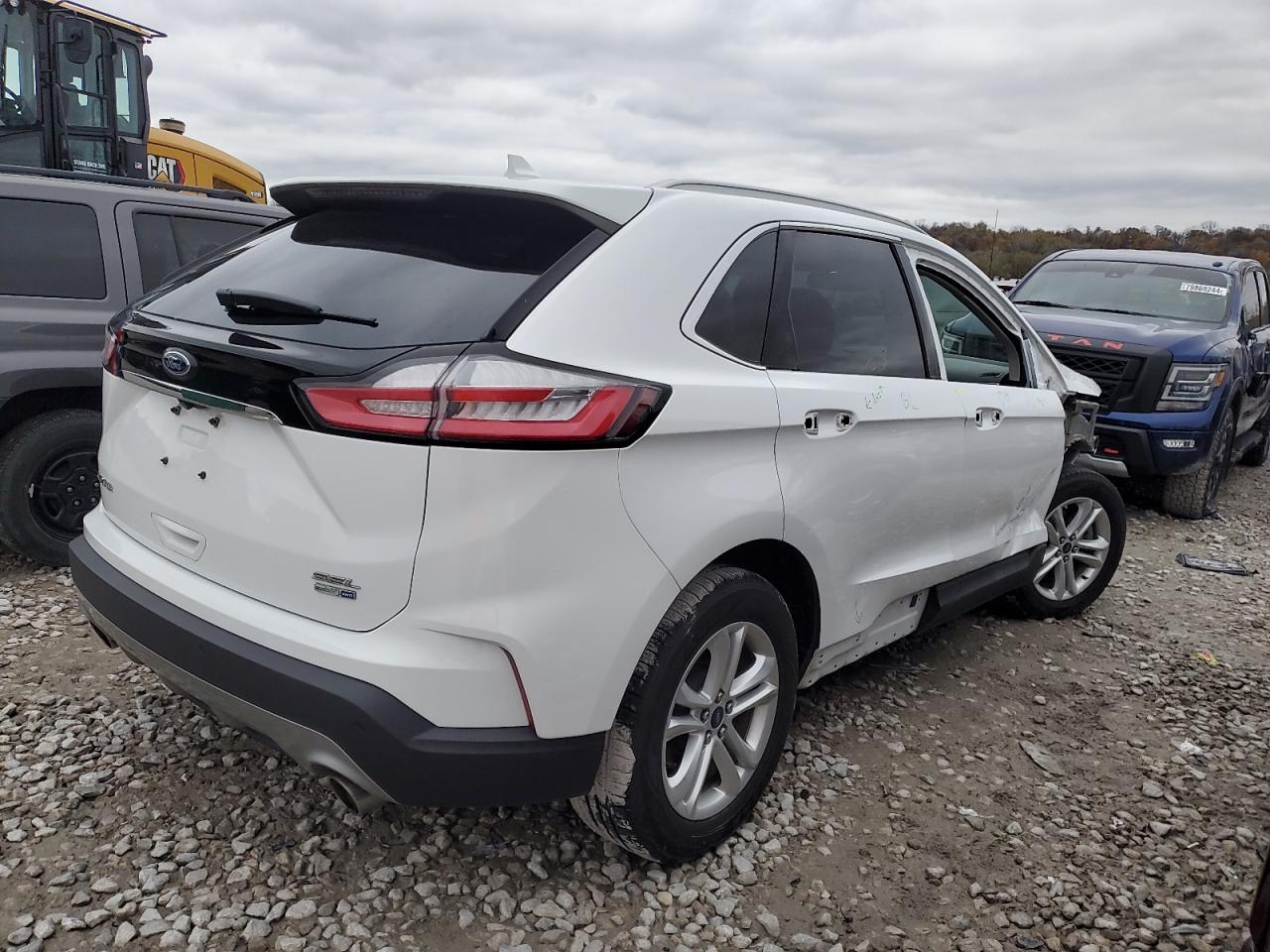 2019 Ford Edge - Image 3