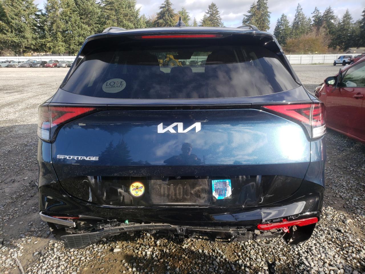2023 Kia Sportage - Image 6