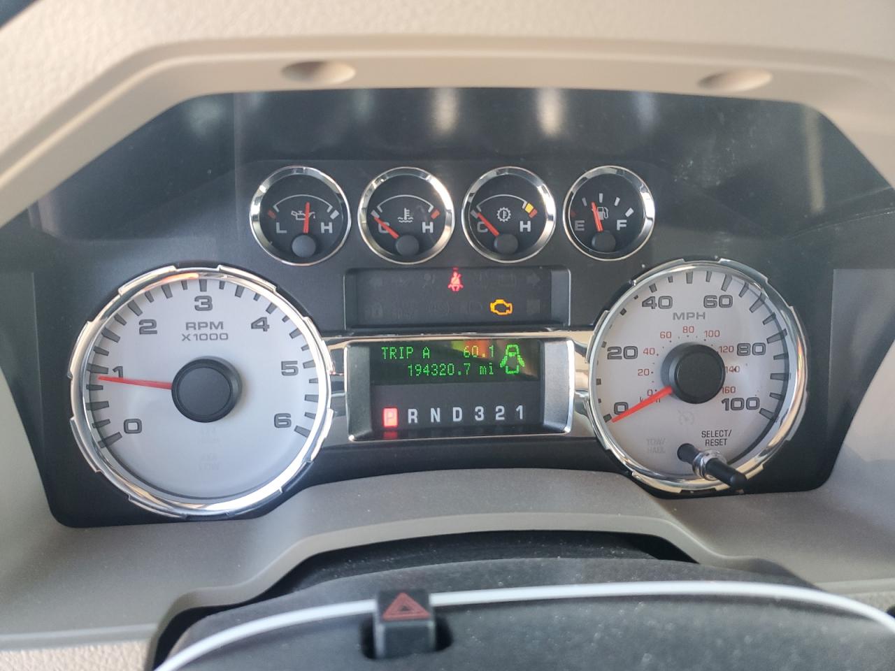 2008 Ford F250 - Image 9