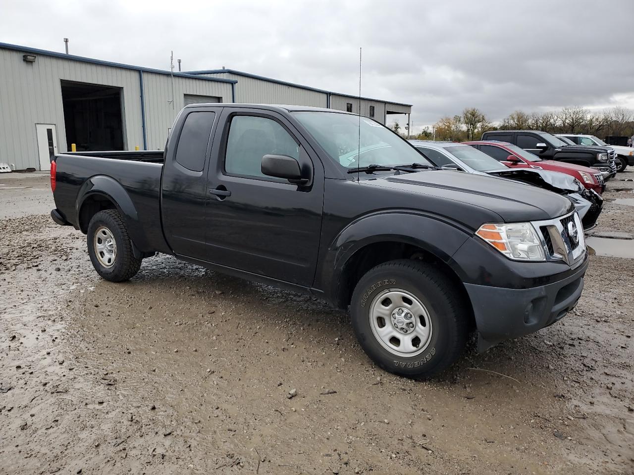 2017 Nissan Navara (Frontier) - Image 4