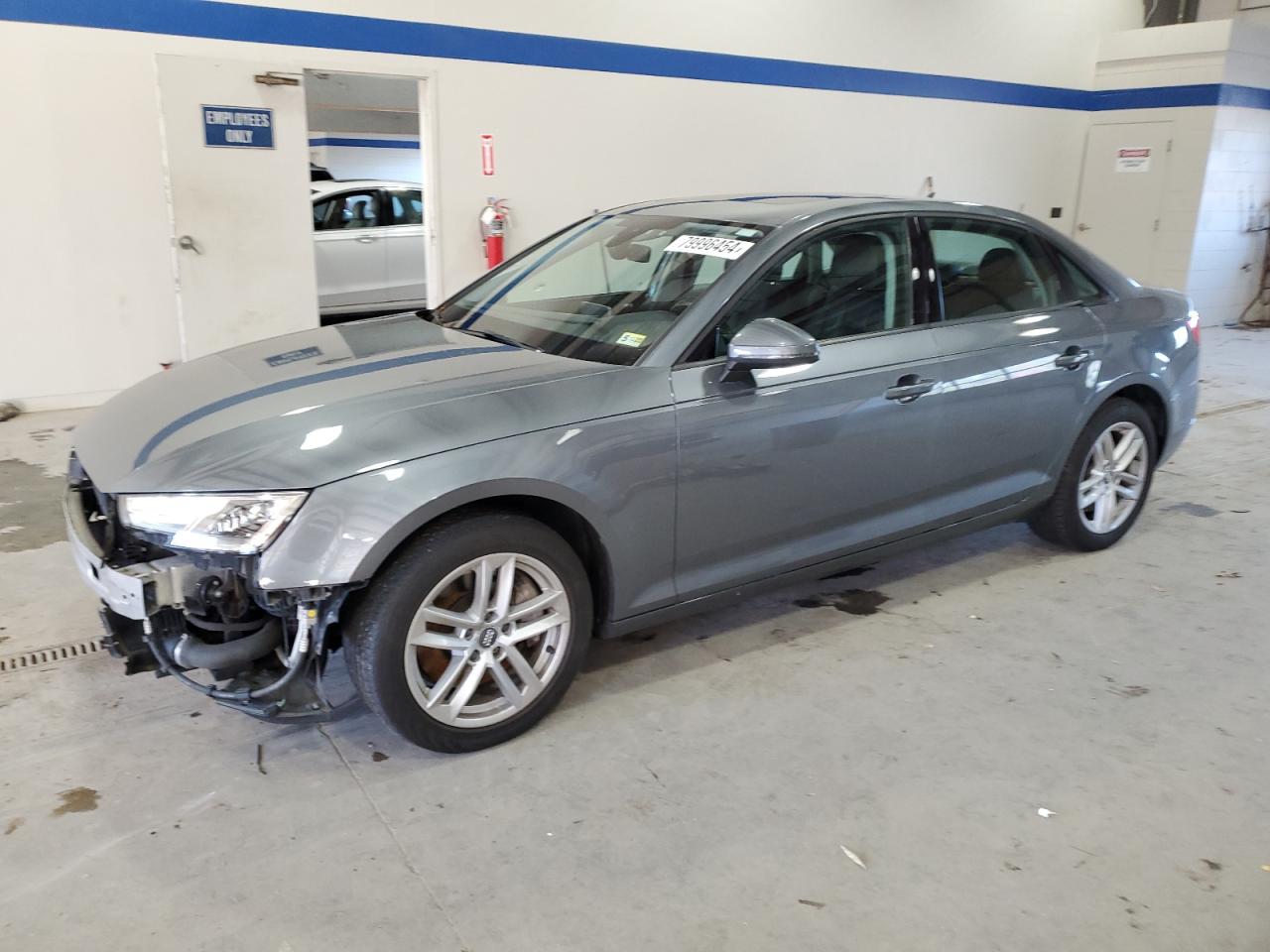 VIN WAUANAF42HN012863 2017 AUDI A4 no.1