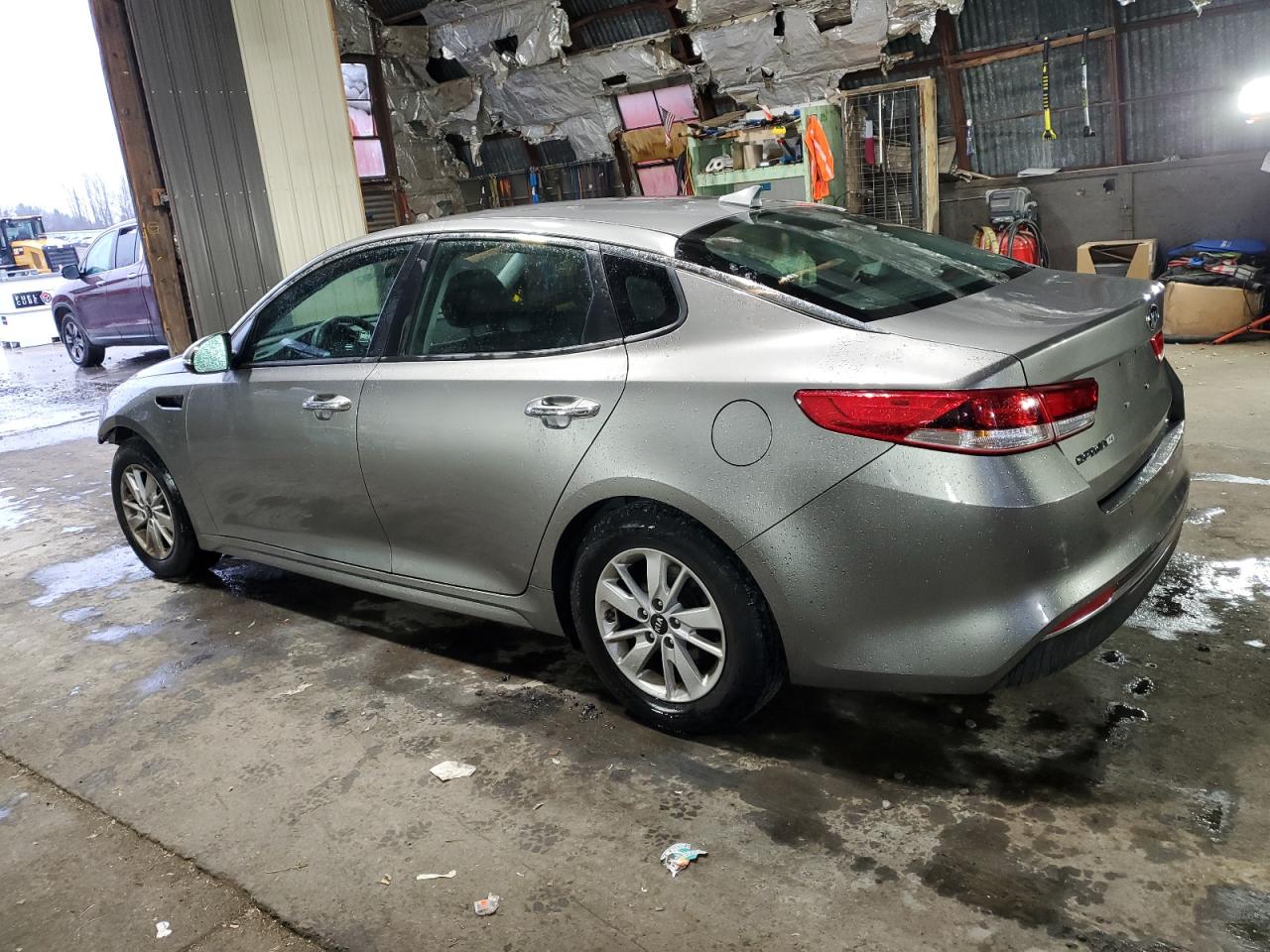 2018 Kia Optima - Image 2