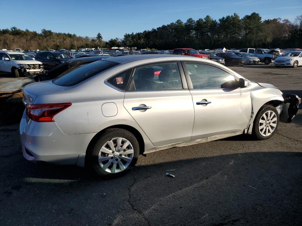 2017 Nissan Sentra - Image 3