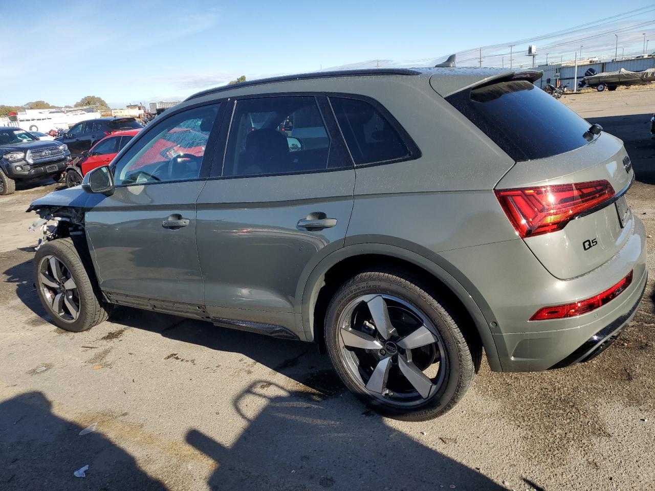 2023 Audi Q5 - Image 2