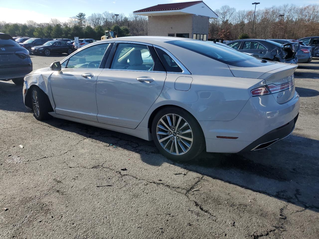 2020 Lincoln MKZ - Image 2