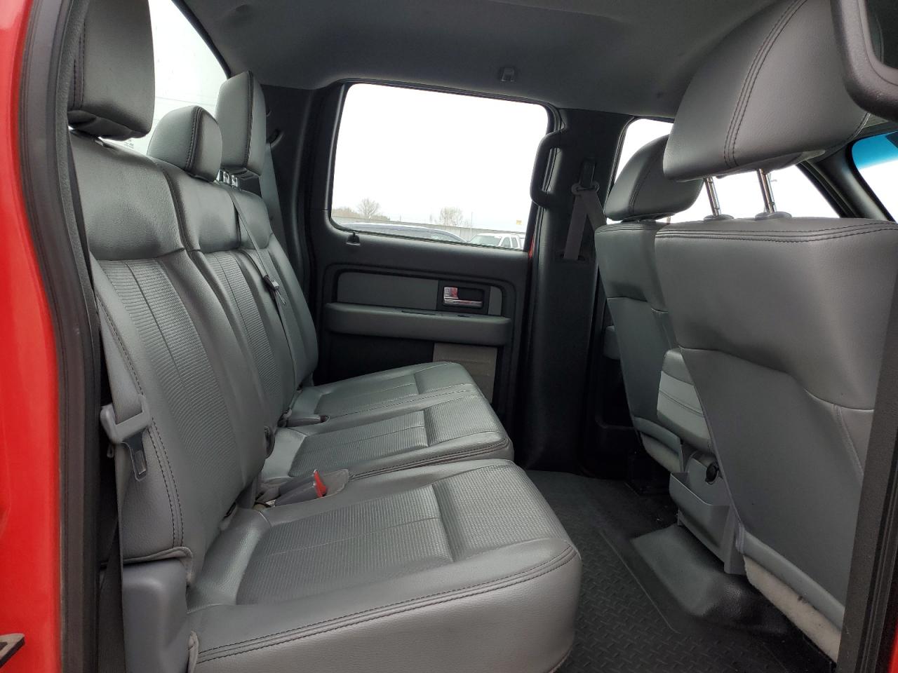 2013 Ford F-150 - Image 10