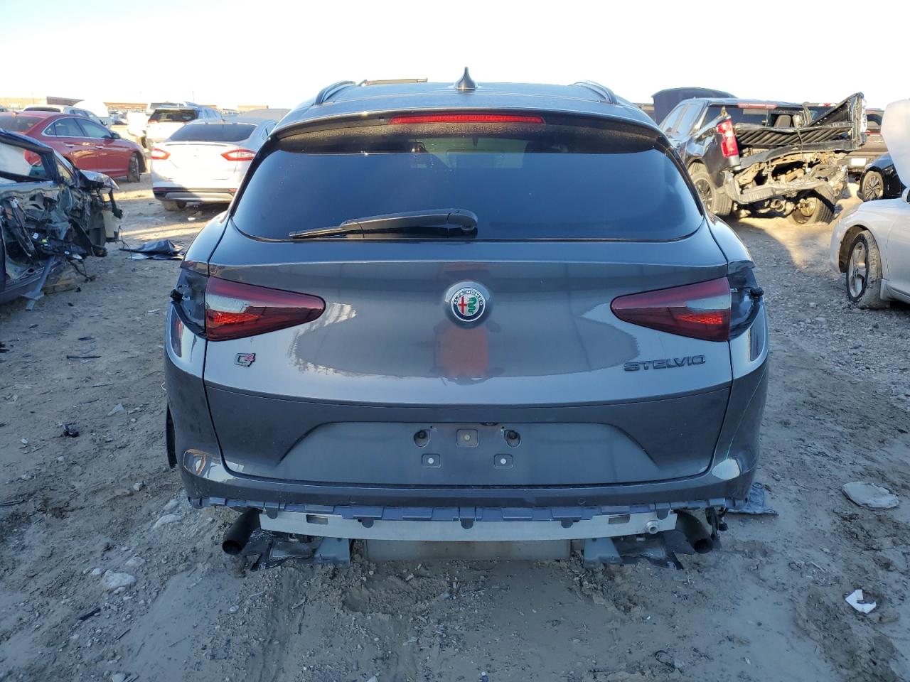 VIN ZASPAKBN9K7C57093 2019 ALFA ROMEO STELVIO no.6