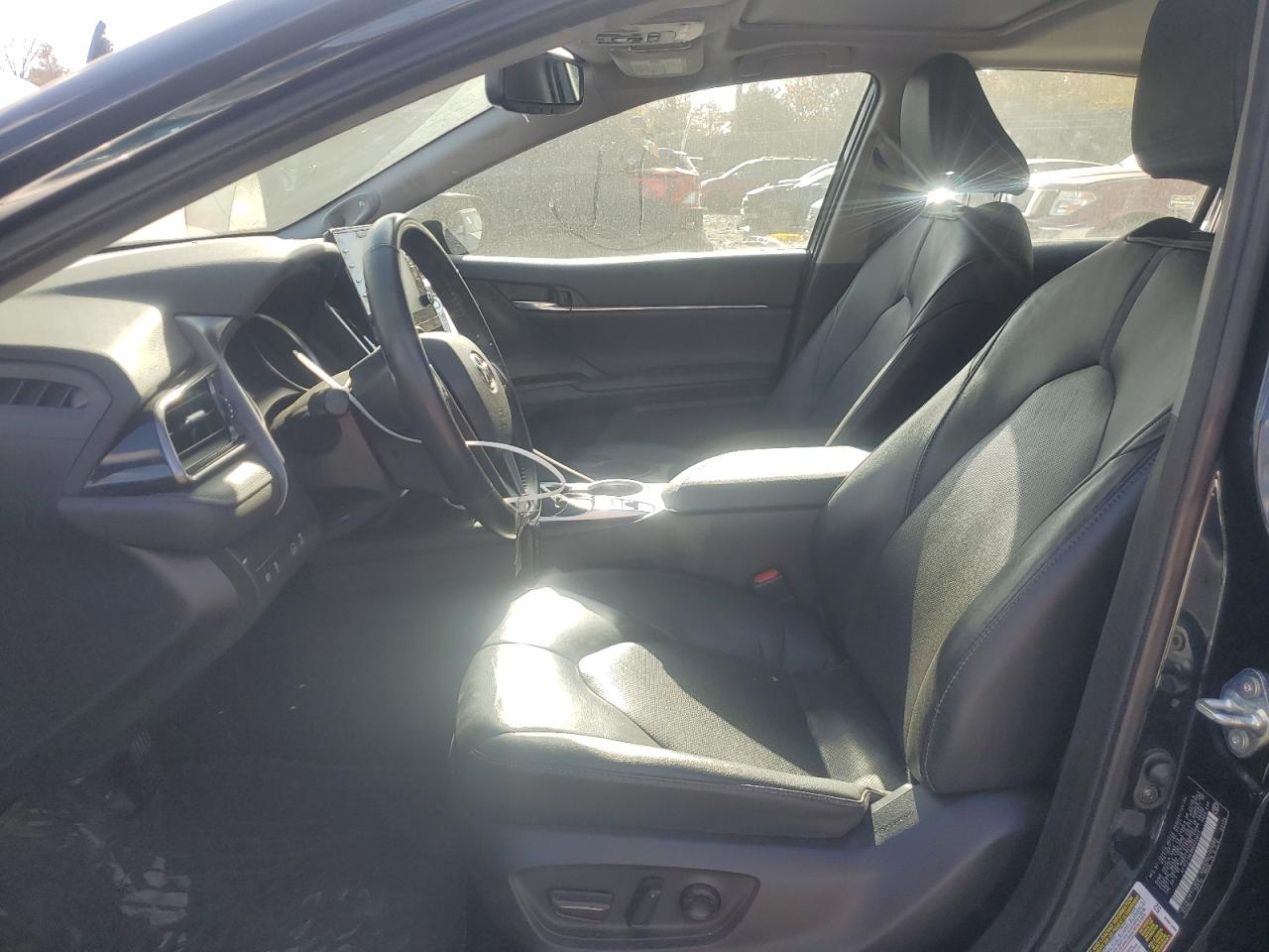 2021 Toyota Camry - Image 7