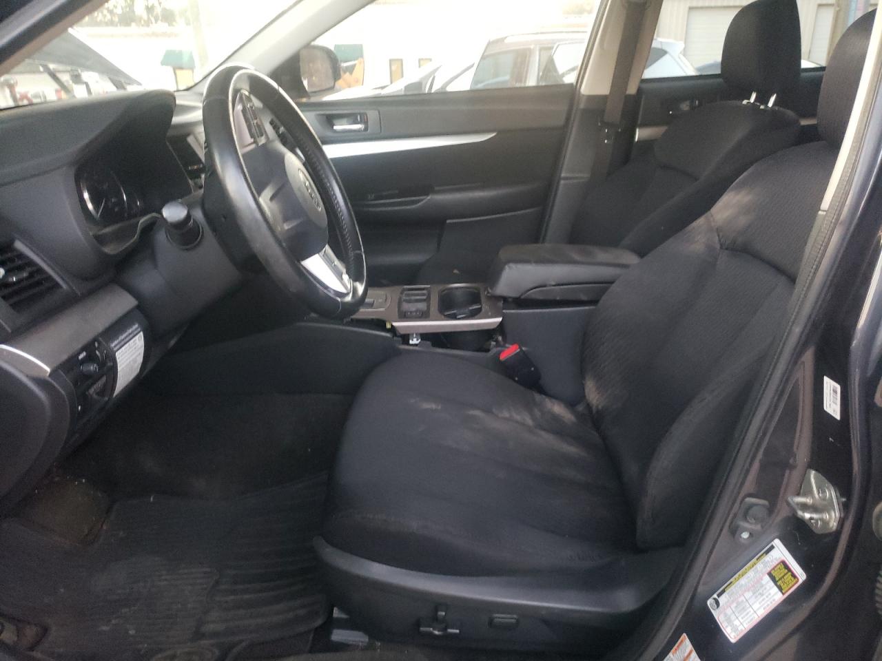 2012 Subaru Outback - Image 7
