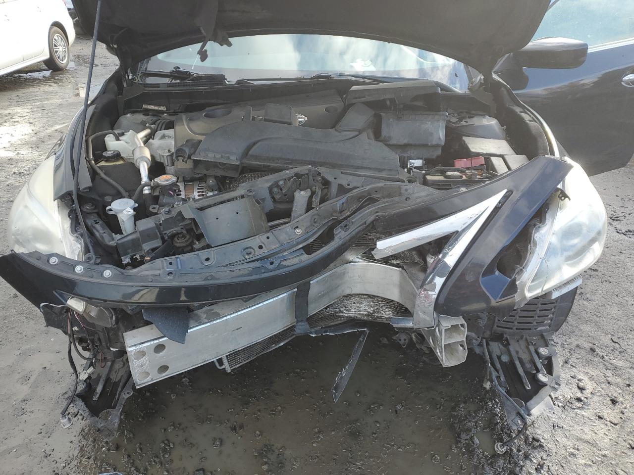 2015 Nissan Altima - Image 12