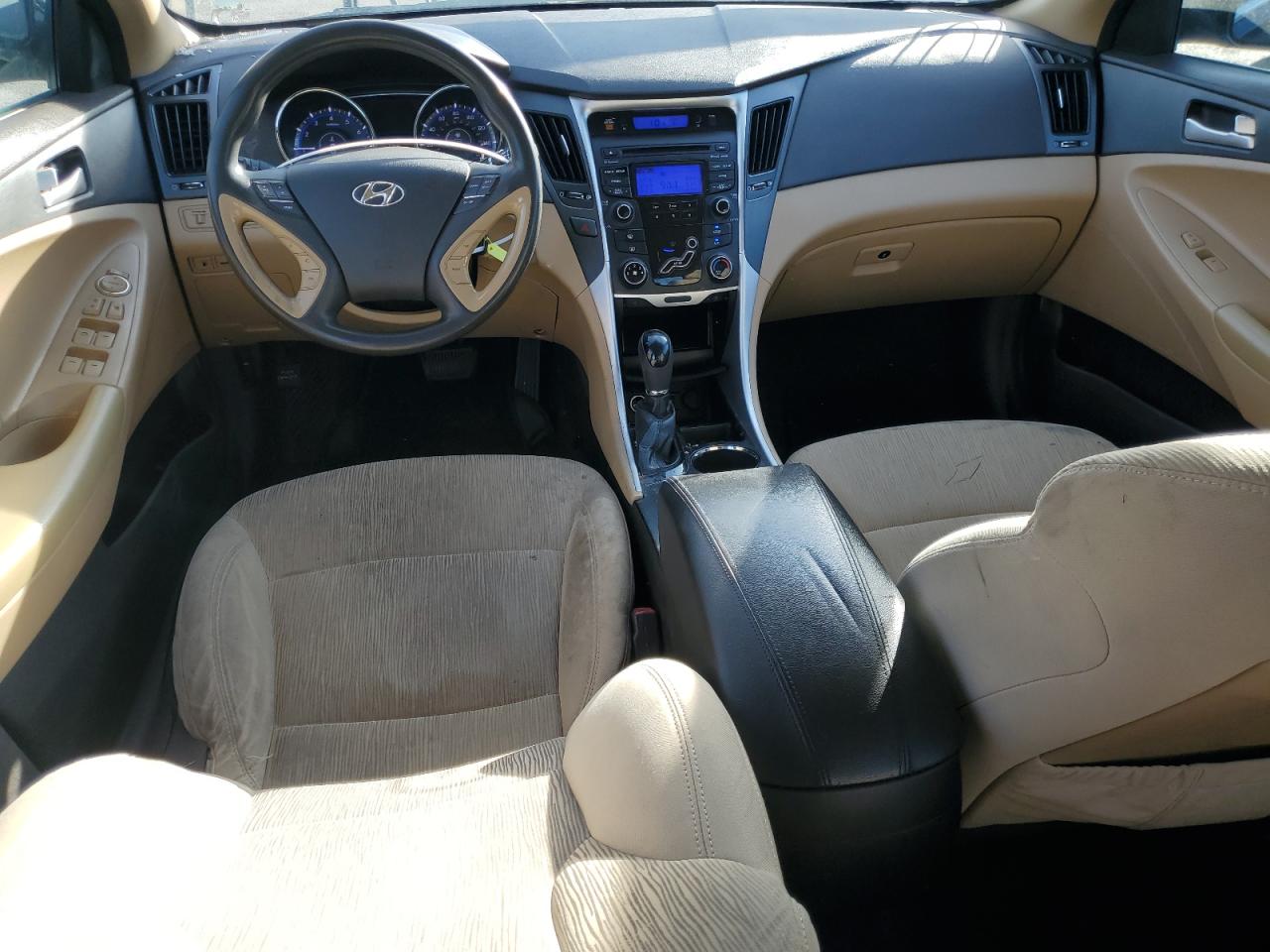 2013 Hyundai Sonata - Image 8