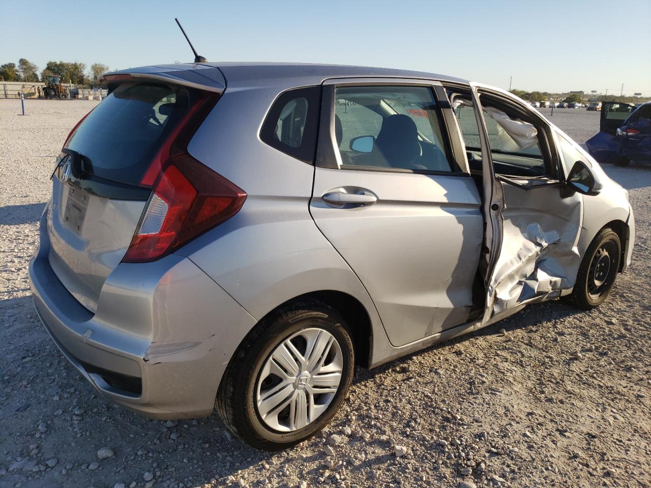 VIN 3HGGK5H44KM753027 2019 HONDA FIT no.3