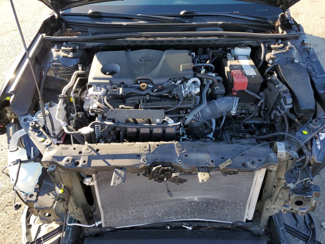 2022 Toyota Camry - Image 11