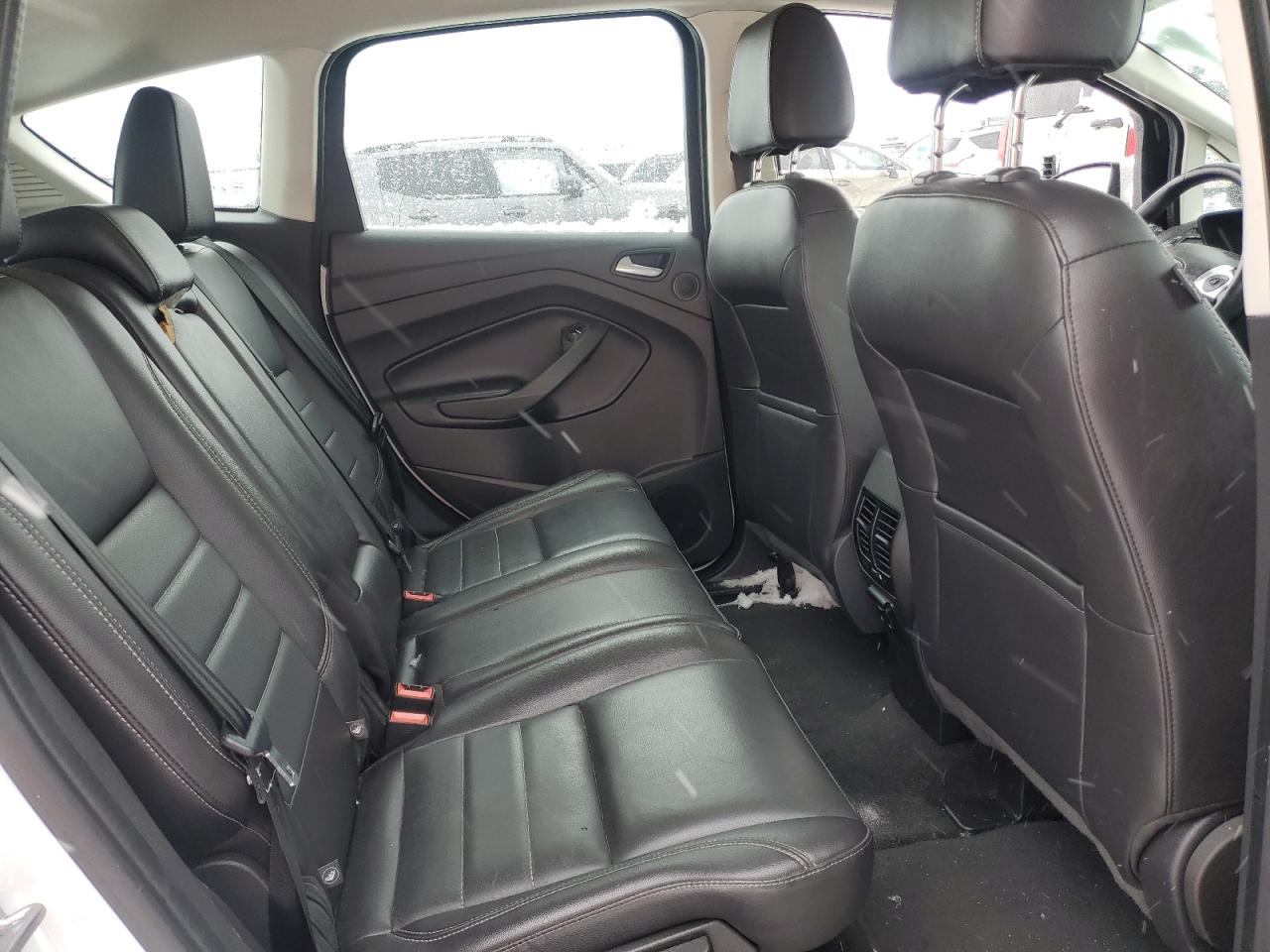 2016 Ford C-MAX - Image 11