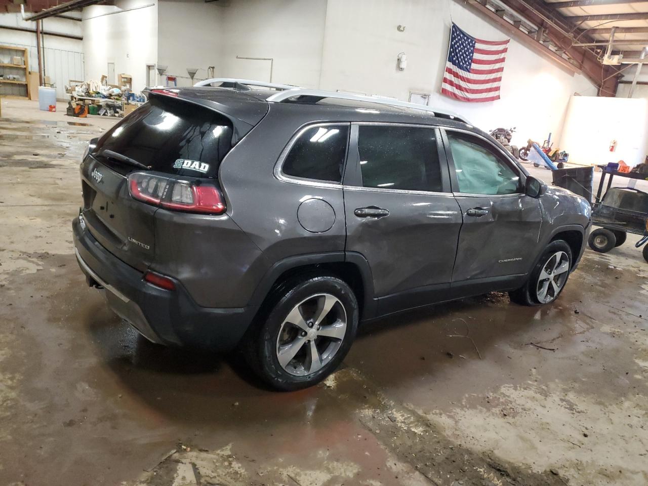 2019 Jeep Grand Cherokee - Image 3