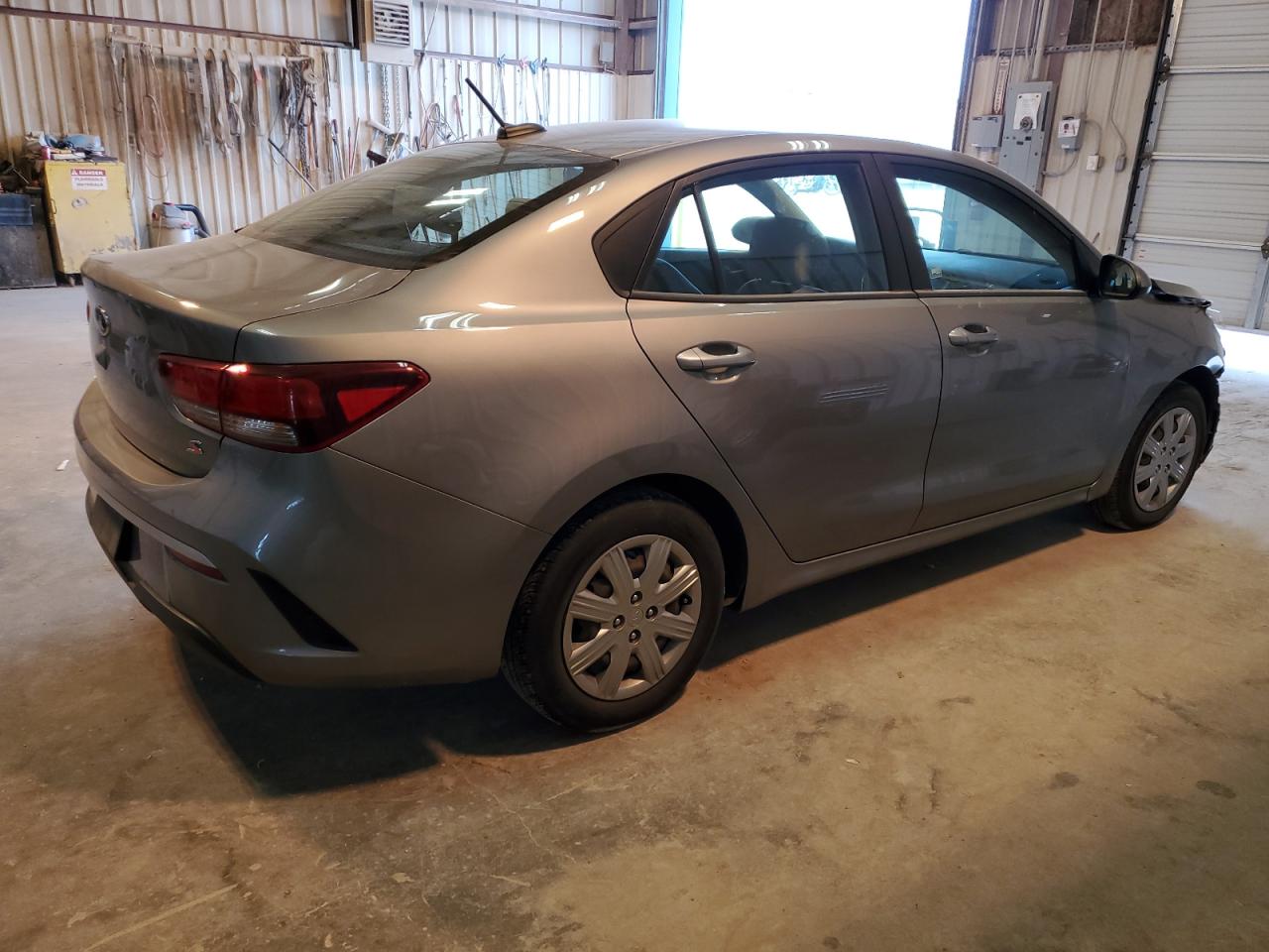 2021 Kia Rio - Image 3