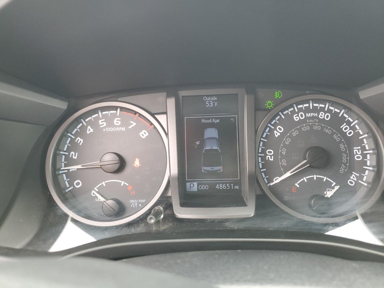 2019 Toyota Tacoma - Image 9