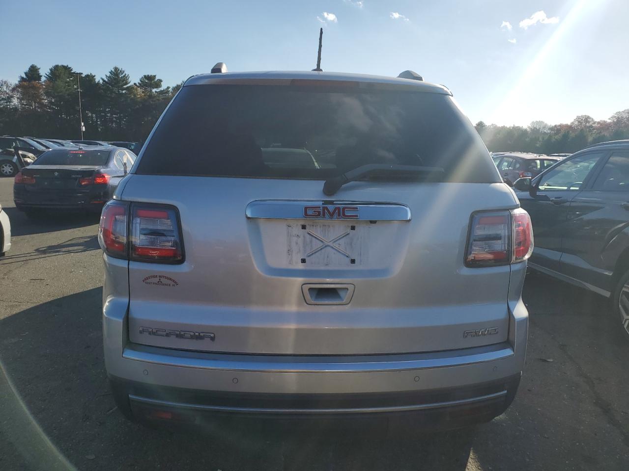 2016 GMC Acadia - Image 6