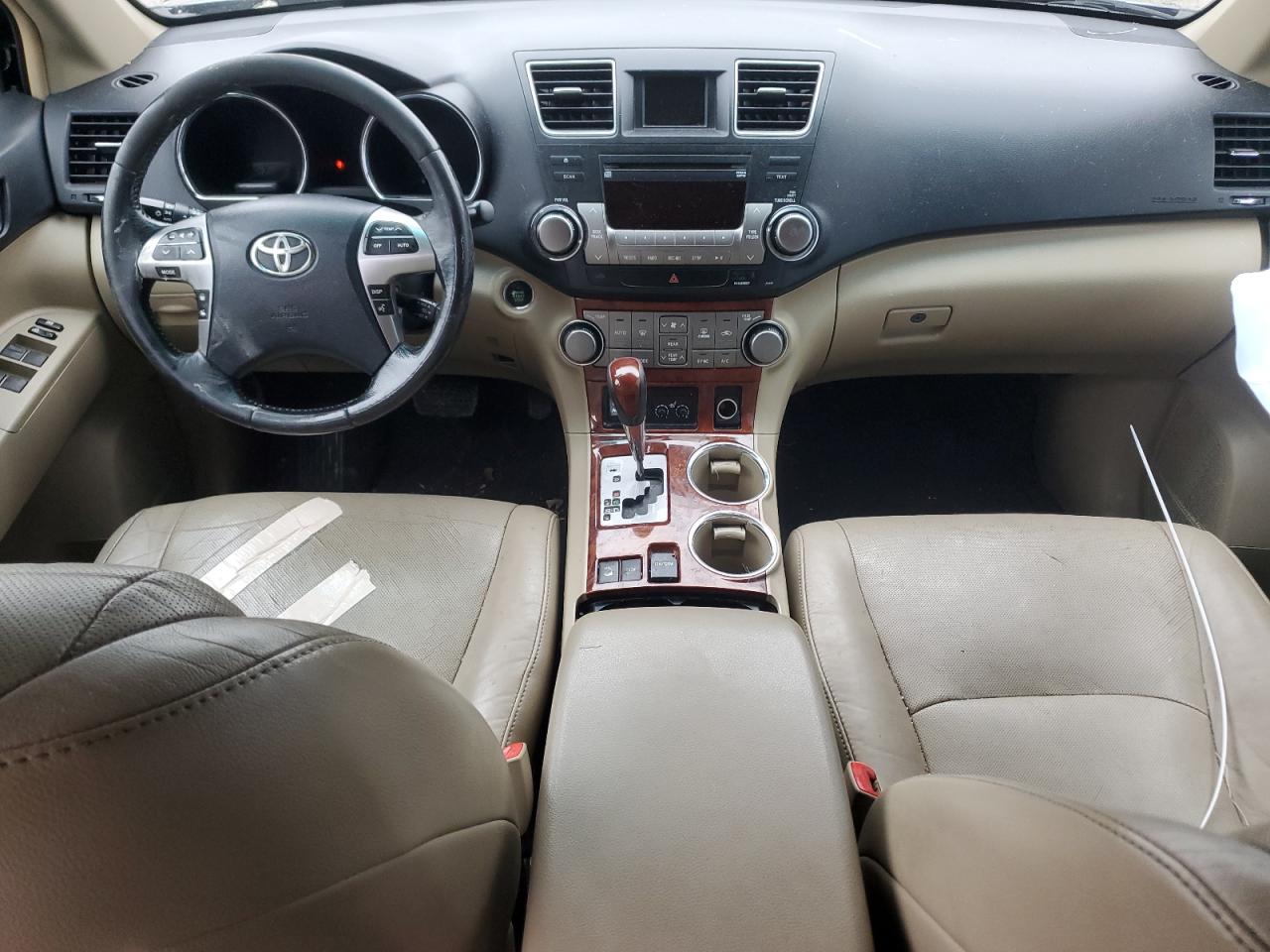 2011 Toyota Highlander - Image 8