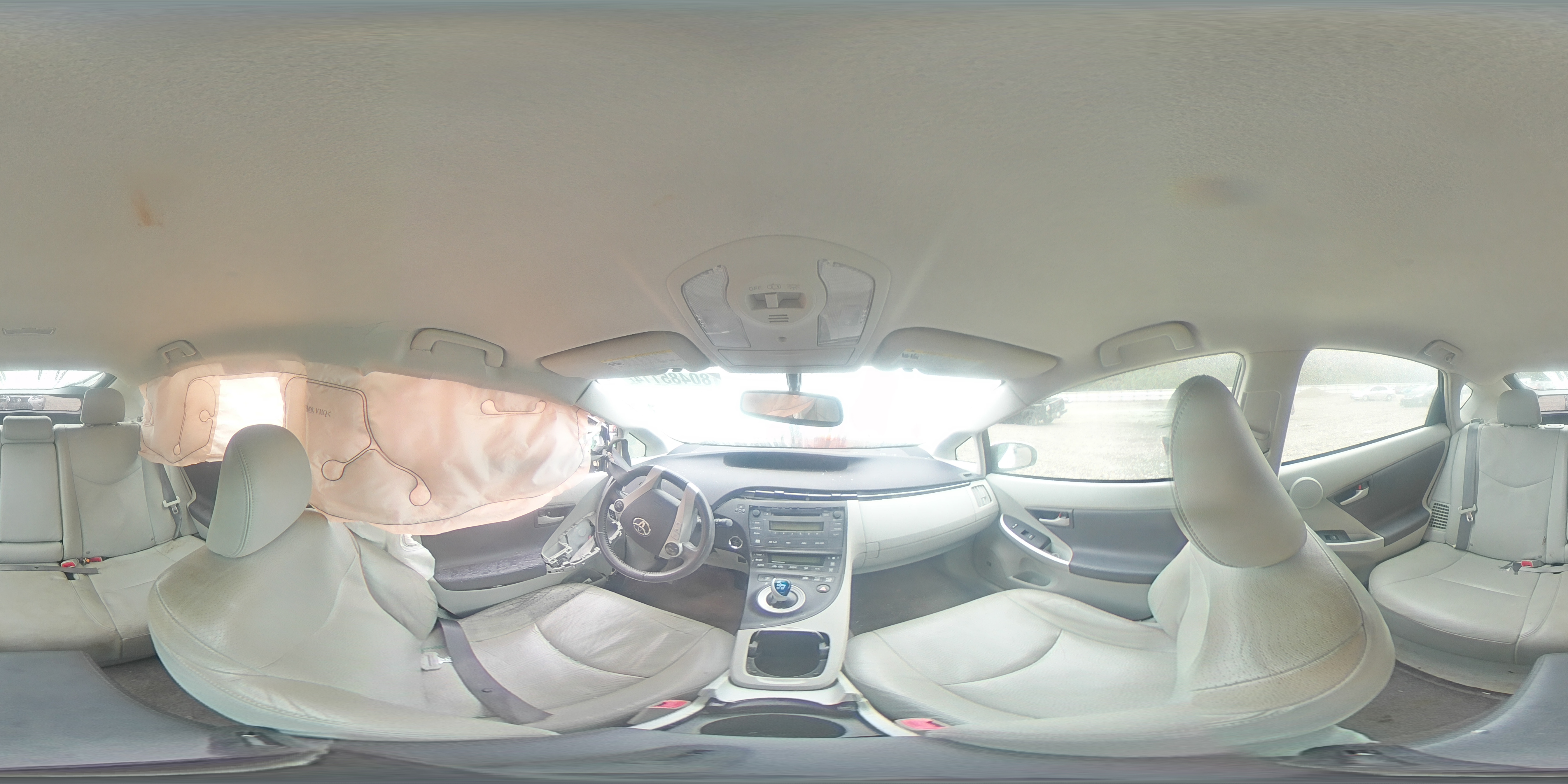 2010 Toyota Prius - Image 12