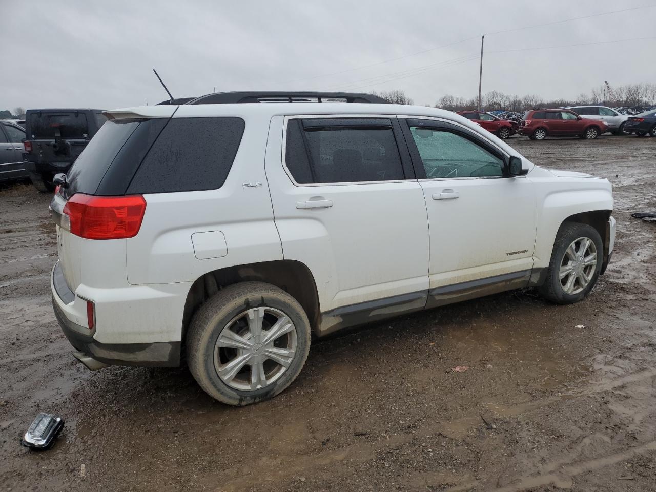 2017 GMC Terrain - Image 3